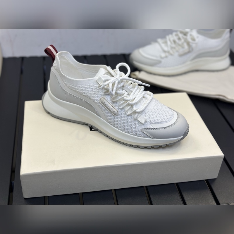 BALLY，巴利 新款男土休閑針織面料運動鞋 這款高科技針織休閑鞋鞋面如第二層肌