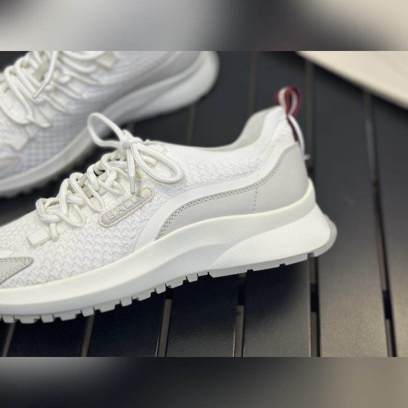 BALLY，巴利 新款男土休閑針織面料運動鞋 這款高科技針織休閑鞋鞋面如第二層肌