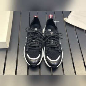 BALLY，巴利 新款男土休閑針織面料運動鞋 這款高科技針織休閑鞋鞋面如第二層肌