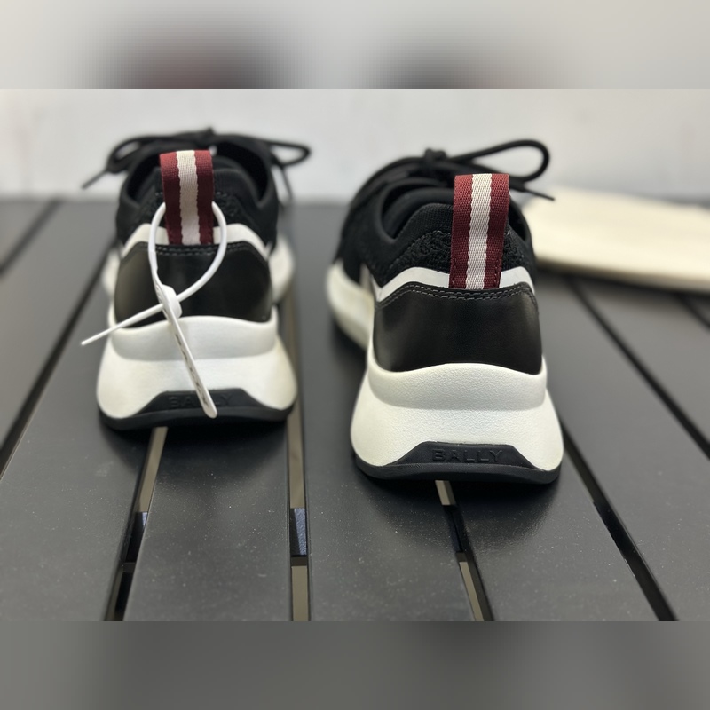 BALLY，巴利 新款男土休閑針織面料運(yùn)動鞋 這款高科技針織休閑鞋鞋面如第二層肌