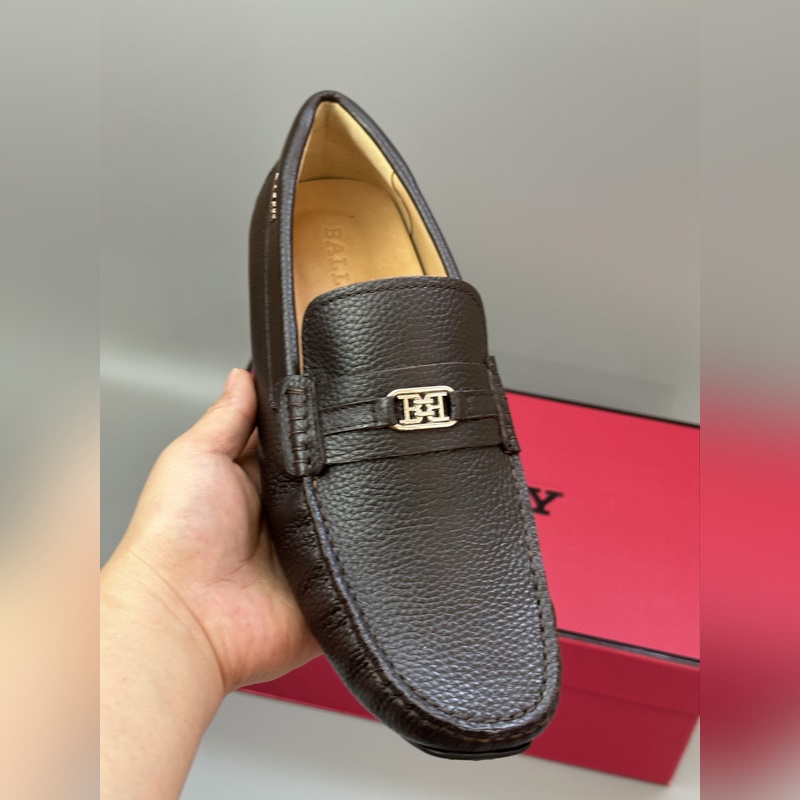 Bally，巴利 新款男士一腳蹬低幫休閑鞋豆豆鞋 采用荔枝紋小牛皮鞋面 皮質手感