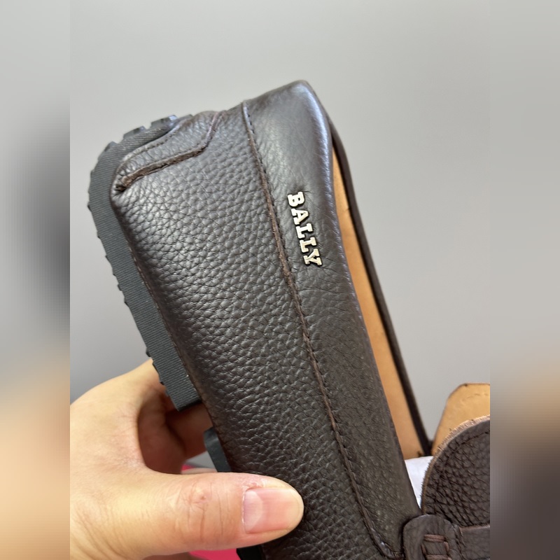 Bally，巴利 新款男士一腳蹬低幫休閑鞋豆豆鞋 采用荔枝紋小牛皮鞋面 皮質手感