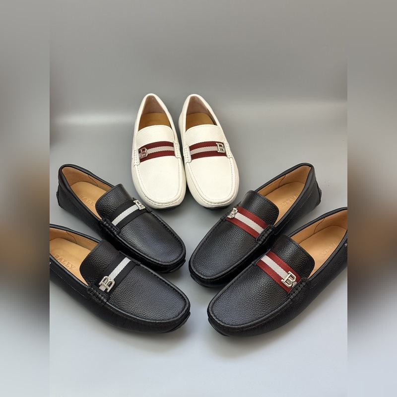 Bally，巴利 新款男士一腳蹬低幫休閑鞋豆豆鞋 采用荔枝紋小牛皮鞋面 皮質手感