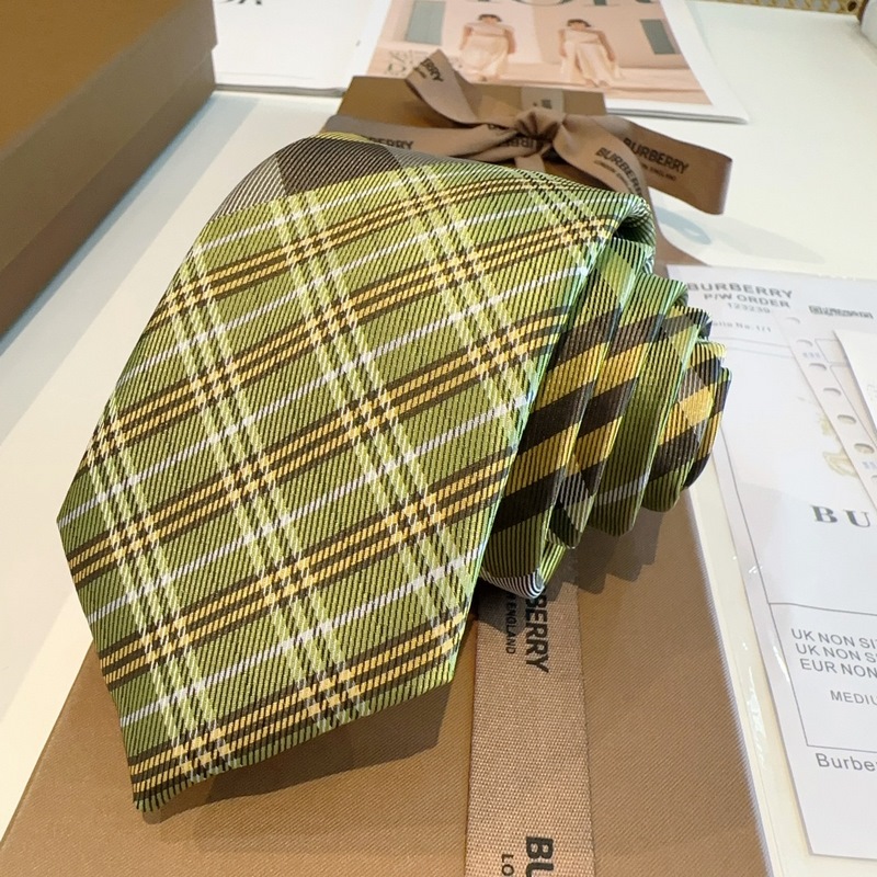 專櫃同步領帶出貨啦 Burberry[博柏利領帶] ，稀有 展現精湛手工與時尚優