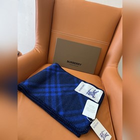 (全智賢同款，百分百對(duì)版) Burberry可遇不可求的王炸級(jí)單品，絕對(duì)是獨(dú)家級(jí)