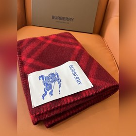 (全智賢同款，百分百對(duì)版) Burberry可遇不可求的王炸級(jí)單品，絕對(duì)是獨(dú)家級(jí)