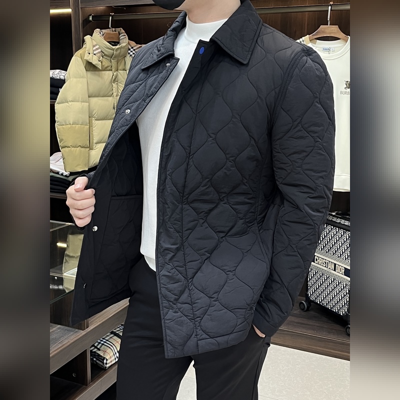 Burberry 2026秋冬最新款時(shí)尚設(shè)計(jì)師款 巴寶莉翻領(lǐng)夾克外套，菱形格棉衣