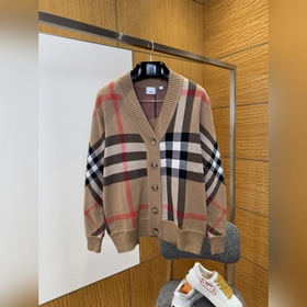 BURBERRY巴寶莉格子針織開衫 ------- 采用進口定制棉質面料，觸感柔