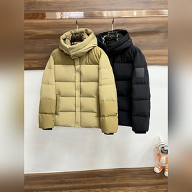 主推羽絨 Burberry 2026最新款時尚設計師款羽絨外套 巴寶莉連帽羽絨服