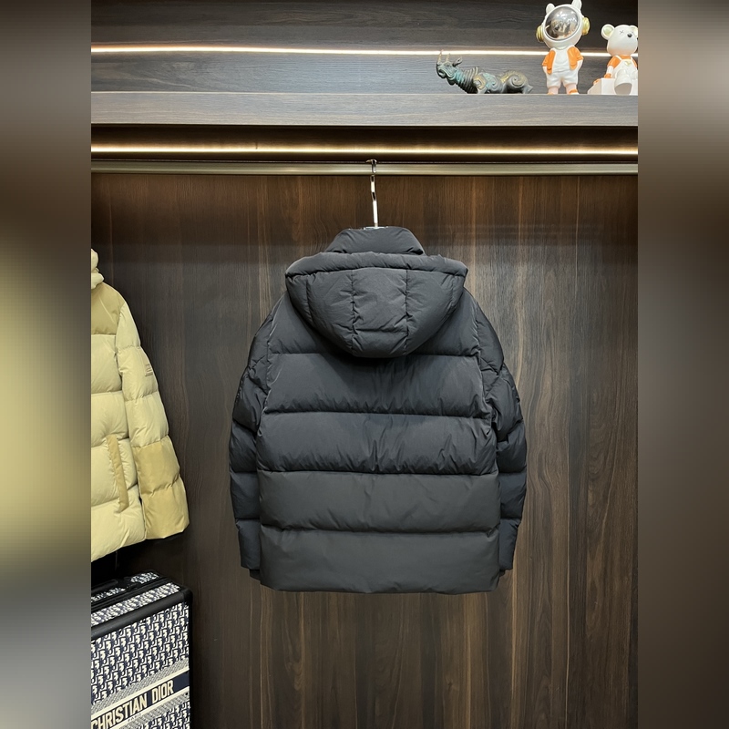 主推羽絨 Burberry 2026最新款時尚設計師款羽絨外套 巴寶莉連帽羽絨服