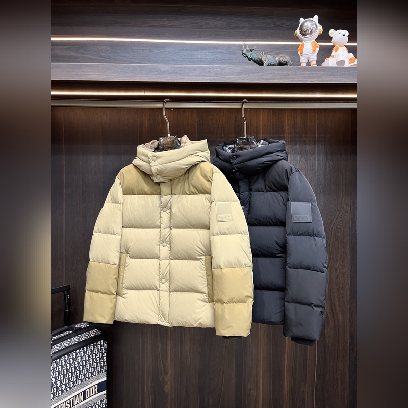 主推羽絨 Burberry 2026最新款時尚設計師款羽絨外套 巴寶莉連帽羽絨服