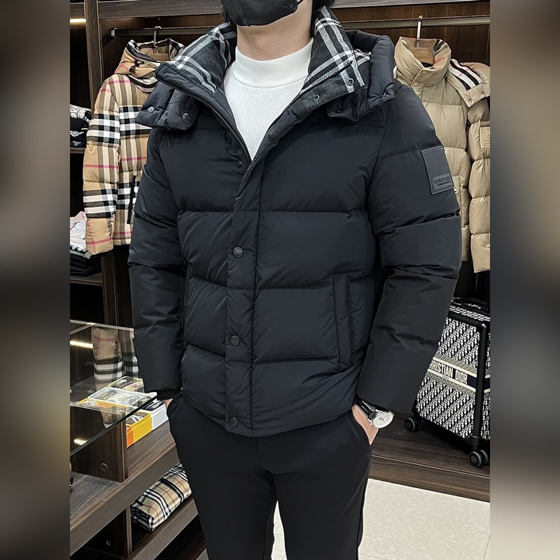 主推羽絨 Burberry 2026最新款時尚設計師款羽絨外套 巴寶莉連帽羽絨服