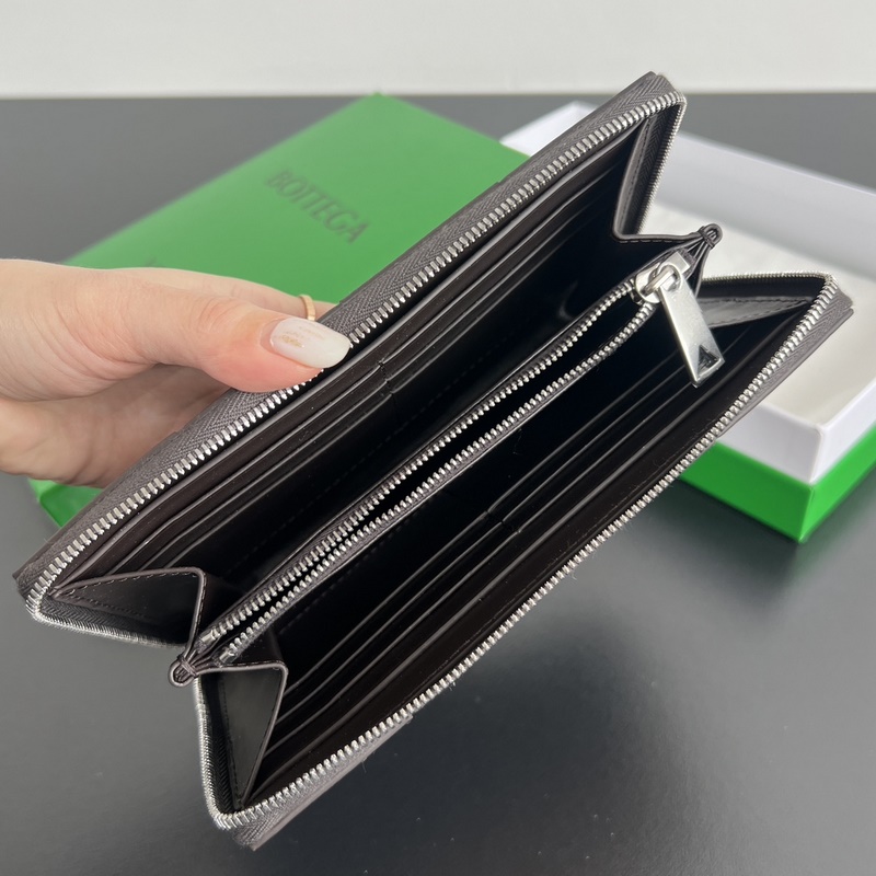 #Bv 男士大編格錢包 649607 經典編織牛皮制成 柔軟舒適 有質感 內部細