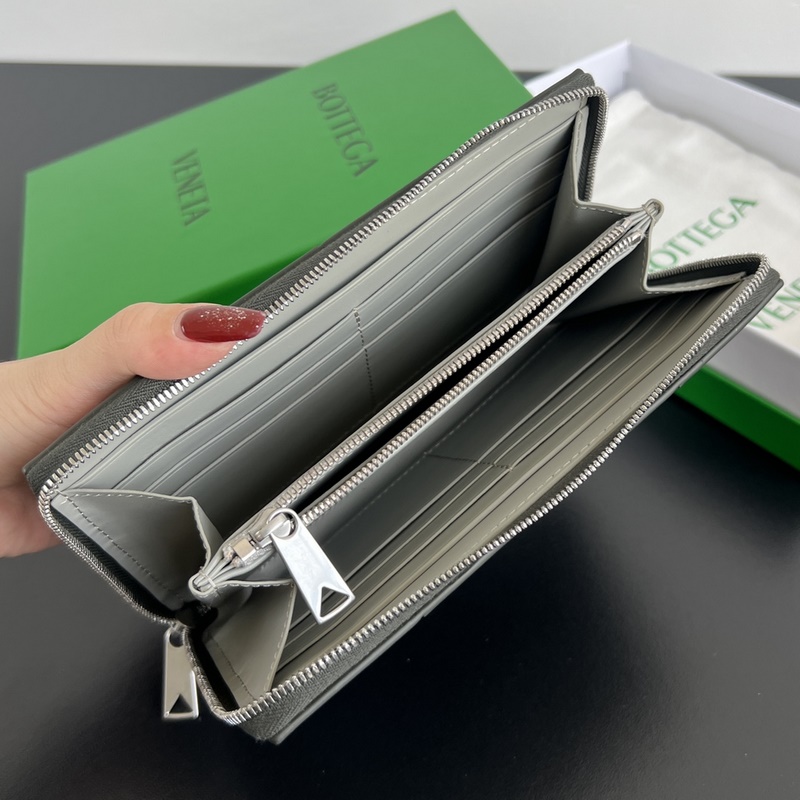 #Bv 男士大編格錢包 649607 經(jīng)典編織牛皮制成 柔軟舒適 有質(zhì)感 內(nèi)部細(xì)