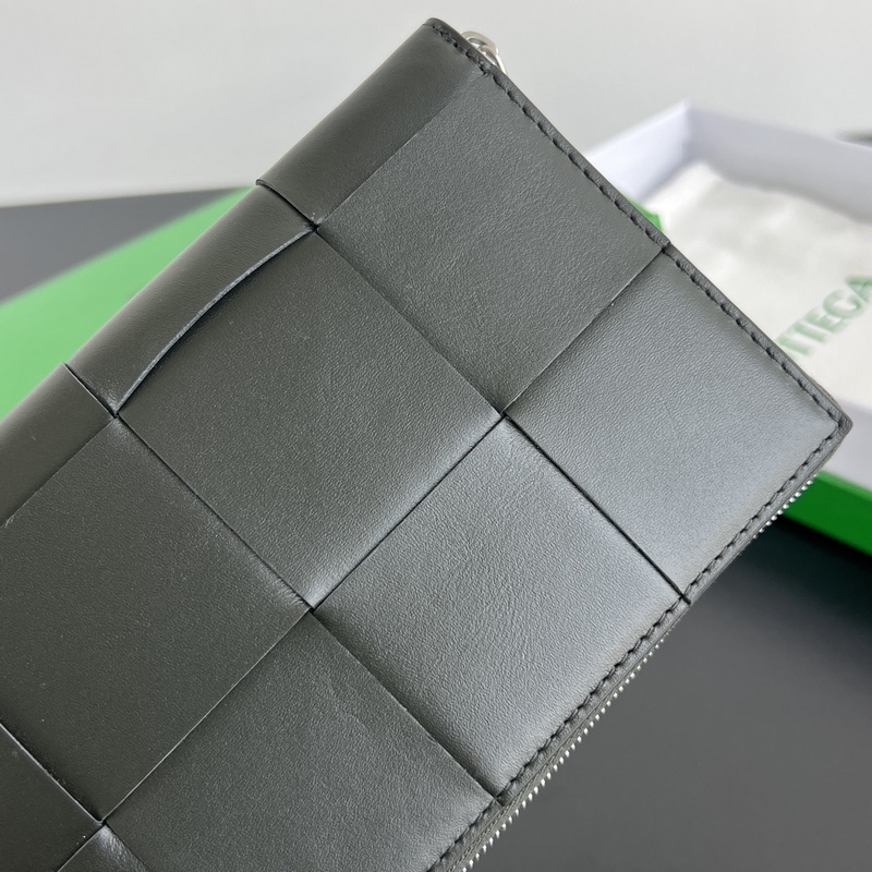 #Bv 男士大編格錢包 649607 經(jīng)典編織牛皮制成 柔軟舒適 有質(zhì)感 內(nèi)部細(xì)