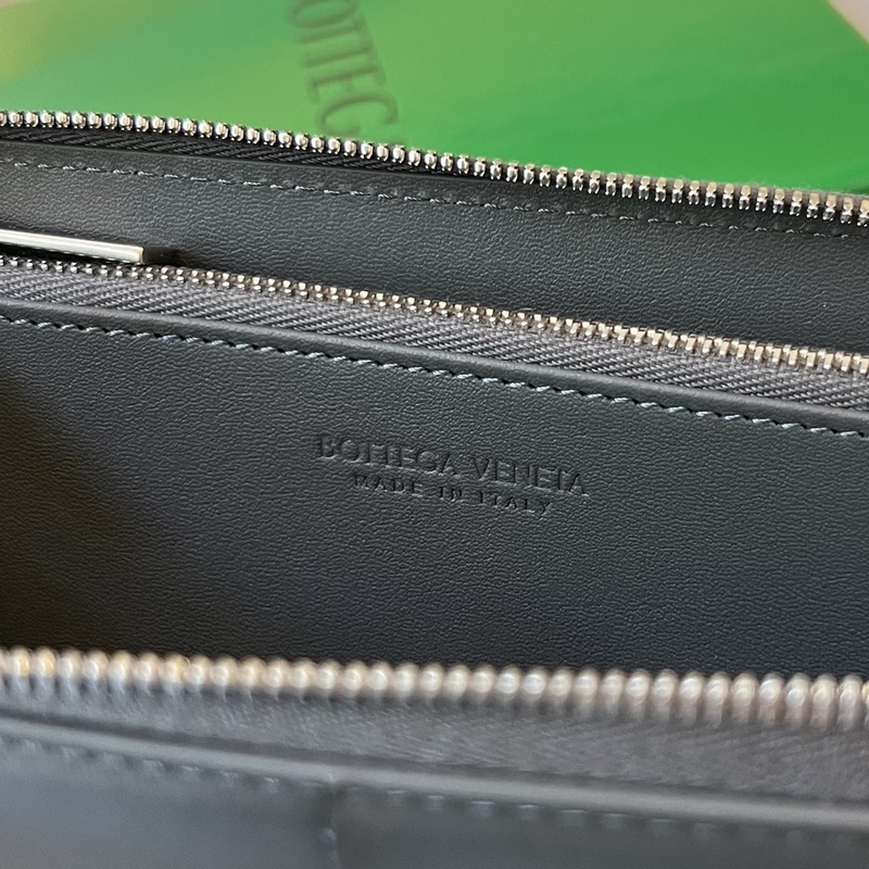 #Bv 男士大編格錢包 649607 經典編織牛皮制成 柔軟舒適 有質感 內部細