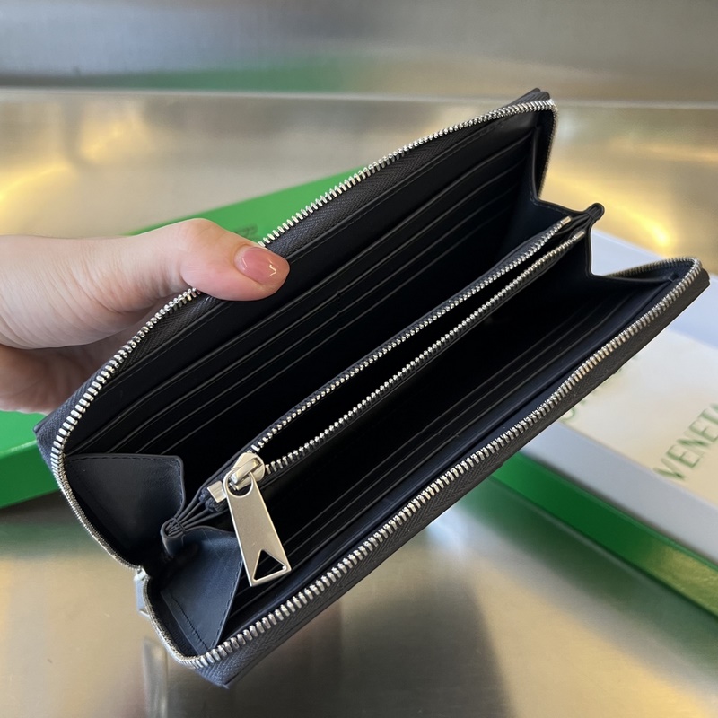 #Bv 男士大編格錢包 649607 經(jīng)典編織牛皮制成 柔軟舒適 有質(zhì)感 內(nèi)部細(xì)