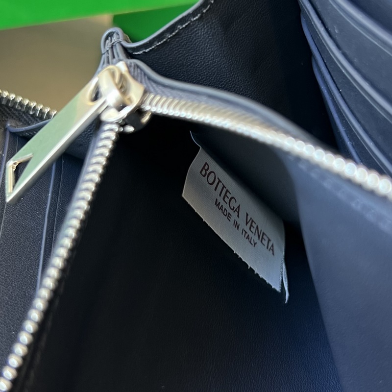 #Bv 男士大編格錢包 649607 經(jīng)典編織牛皮制成 柔軟舒適 有質(zhì)感 內(nèi)部細(xì)