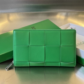 #Bv 男士大編格錢包 649607 經典編織牛皮制成 柔軟舒適 有質感 內部細