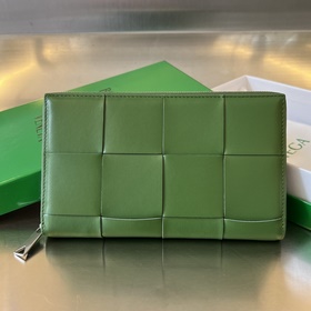 #Bv 男士大編格錢包 649607 經典編織牛皮制成 柔軟舒適 有質感 內部細