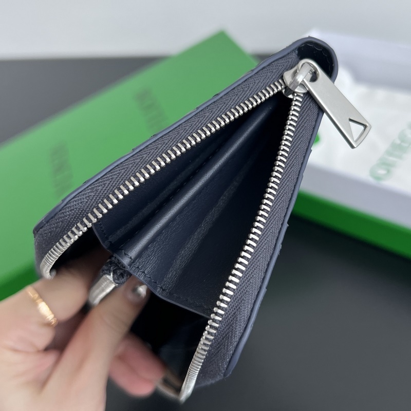 #Bv 男士編織錢包 749427 經典編織牛皮制成 柔軟舒適 有質感 內部細緻