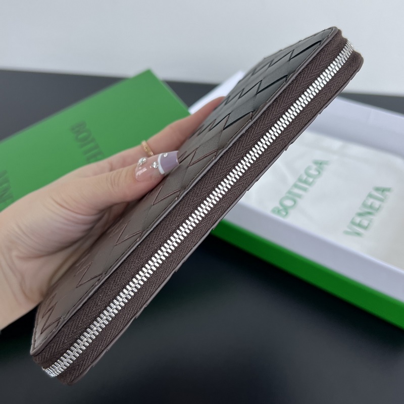 #Bv 男士編織錢包 749427 經典編織牛皮制成 柔軟舒適 有質感 內部細緻