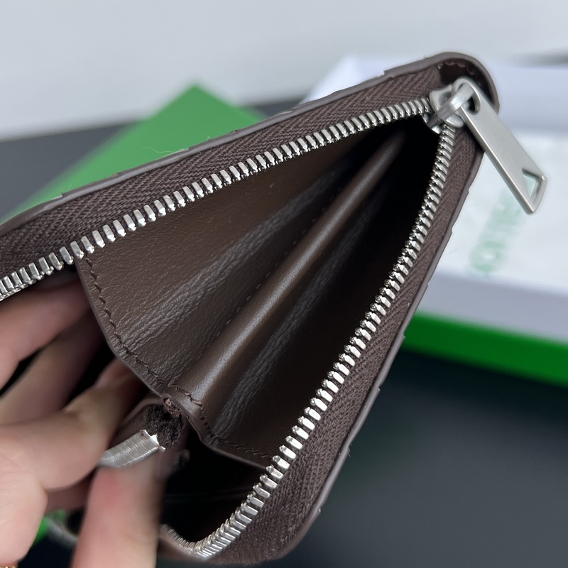 #Bv 男士編織錢包 749427 經典編織牛皮制成 柔軟舒適 有質感 內部細緻