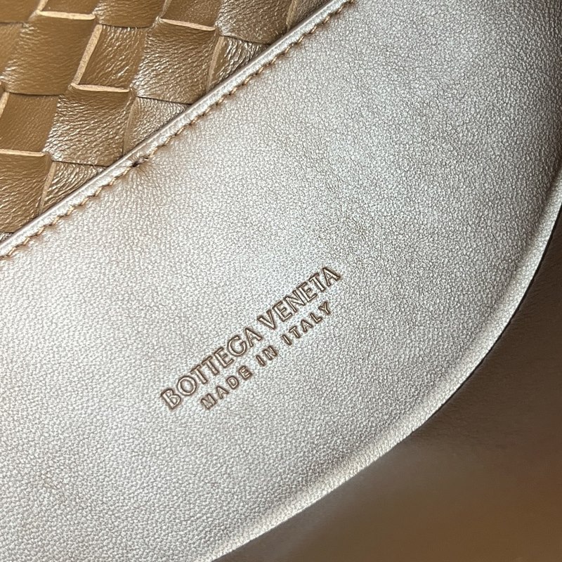 1320  #Bottega Veneta 2026春夏新款Andiamo手