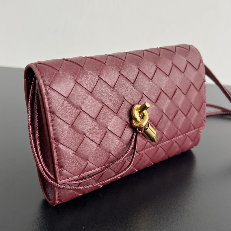 BV新品 Andiamo信封斜挎包 836940 Andiamo家族又來新成員