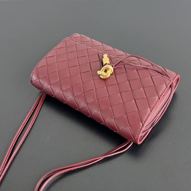 BV新品 Andiamo信封斜挎包 836940 Andiamo家族又來新成員