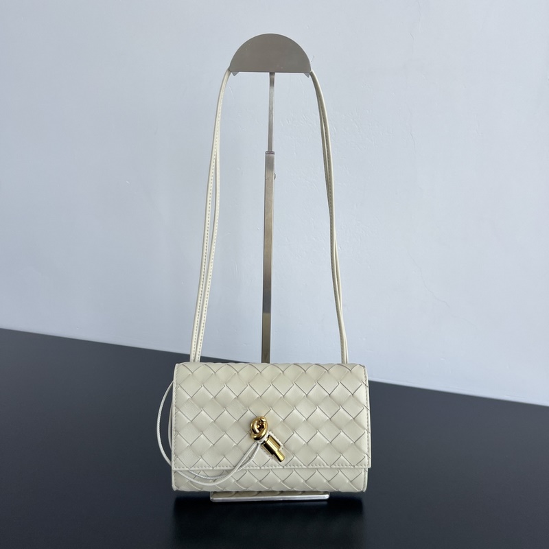 BV新品 Andiamo信封斜挎包 836940 Andiamo家族又來新成員