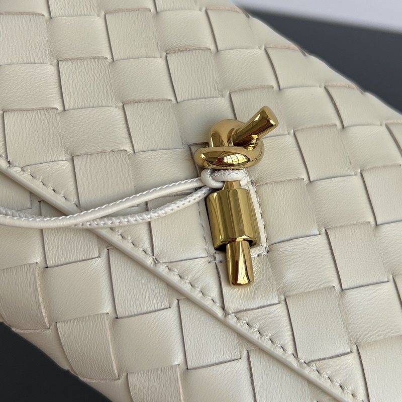 BV新品 Andiamo信封斜挎包 836940 Andiamo家族又來新成員