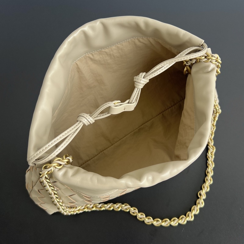 #BV新款 Dustbag 垃圾袋鍊條包 839394 超火 的Dustbag