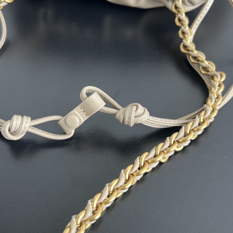 #BV新款 Dustbag 垃圾袋鍊條包 839394 超火 的Dustbag