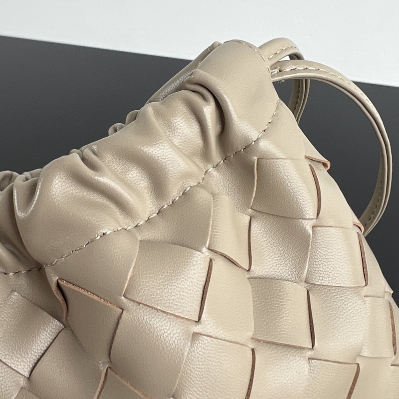 #Bv 新款 抽繩Dustbag 垃圾袋 816987 垃圾袋真的好搭！慵懶自