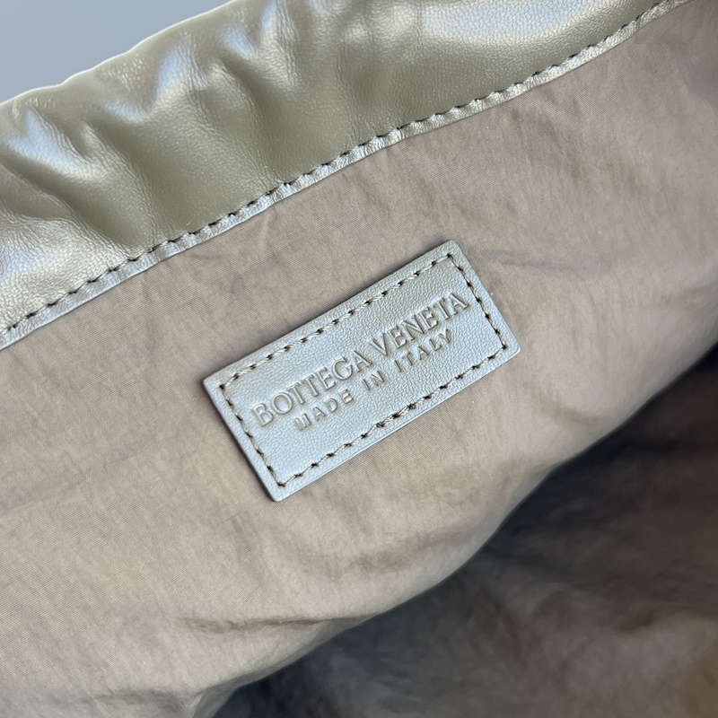 #Bv 新款 抽繩Dustbag 垃圾袋 796728 垃圾袋真的好搭！慵懶自