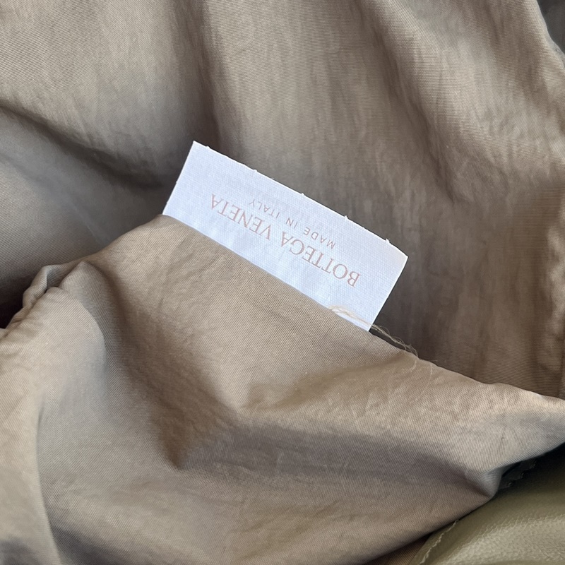 #Bv 新款 抽繩Dustbag 垃圾袋 796728 垃圾袋真的好搭！慵懶自