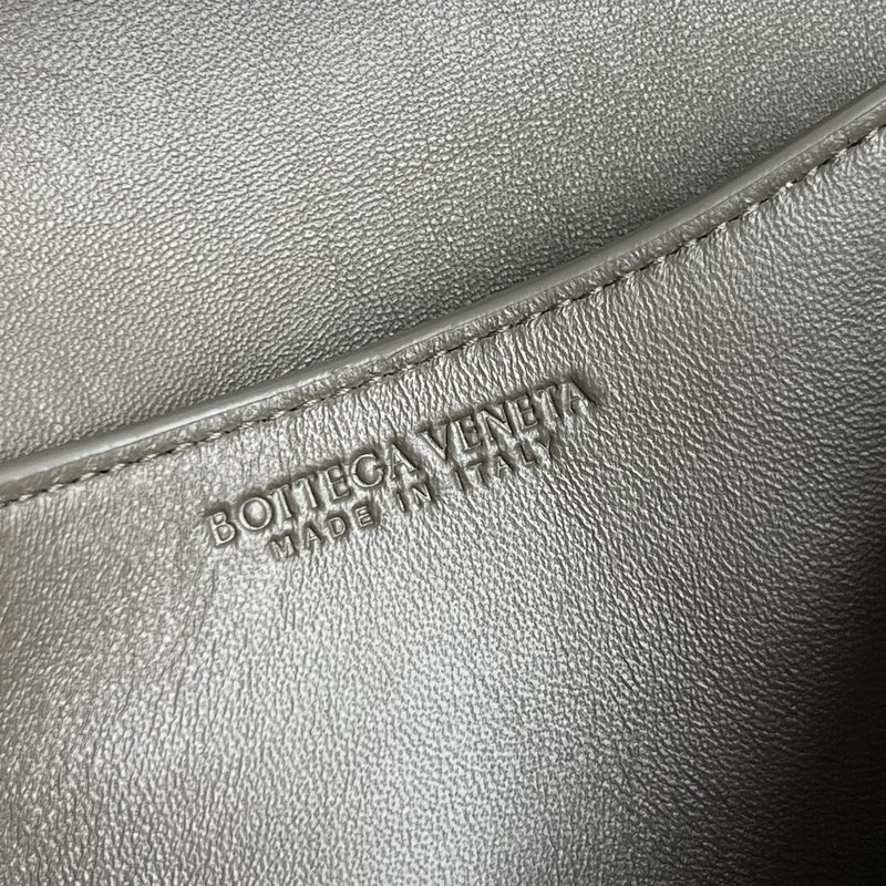 #Bv 新款 Knot Lock斜挎包 817191 2026早春kont lo