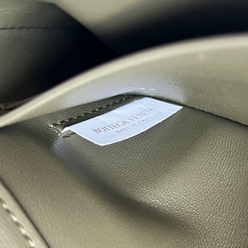 #Bv 新款 Knot Lock斜挎包 817191 2026早春kont lo