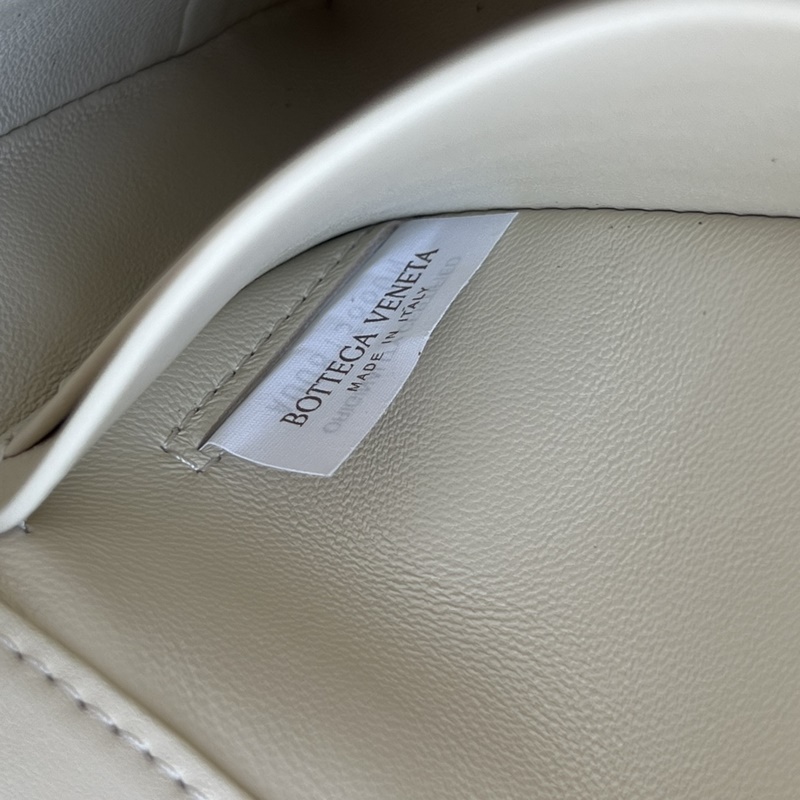 #Bv 新款 Knot Lock斜挎包 817191 2026早春kont lo