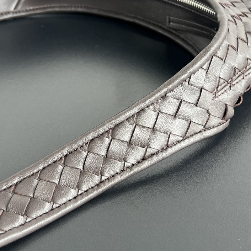 #Bv新款 Veneto小編織包 836918 回歸最初的1cm小編織 散發著