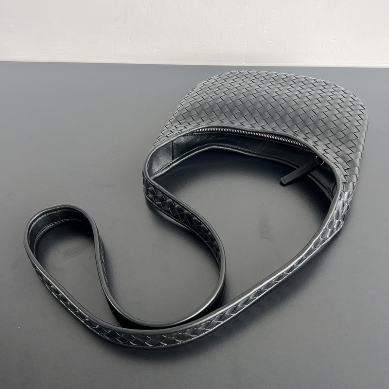 #Bv新款 Veneto小編織包 836918 回歸最初的1cm小編織 散發(fā)著