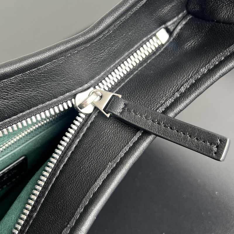 #Bv新款 Veneto小編織包 836918 回歸最初的1cm小編織 散發(fā)著