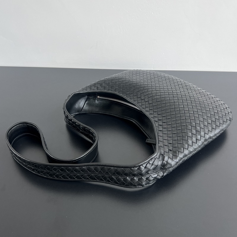 #Bv新款 Veneto小編織包 826877 回歸最初的1cm小編織 散發(fā)著