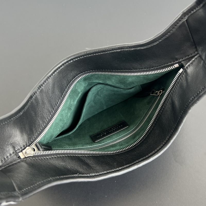 #Bv新款 Veneto小編織包 826877 回歸最初的1cm小編織 散發(fā)著