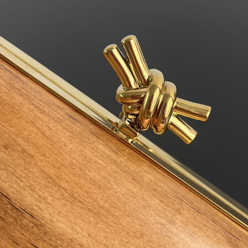 Bv Kont 804292 Kont家族又有新成員啦~ 栗色複古又獨特 整體采