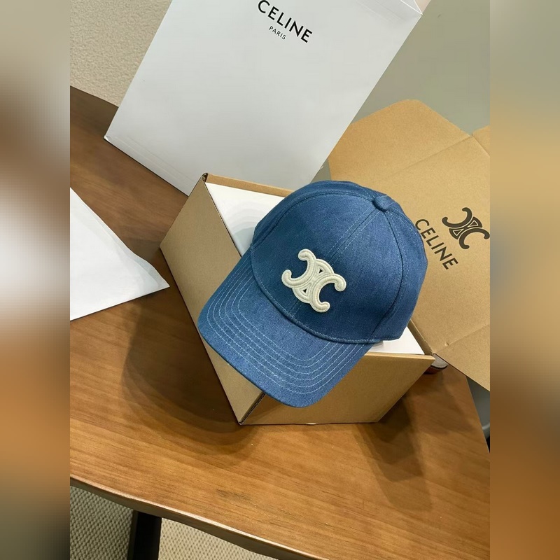 凱旋門LOGO Celine 牛仔棒球帽 首先看這材質，選用的牛仔面料質感超絕，