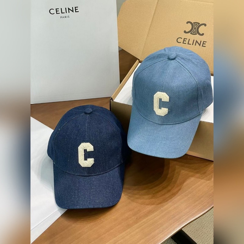 Celine 牛仔棒球帽必須給你們好好安利一下 首先看這材質，選用的牛仔面料質感