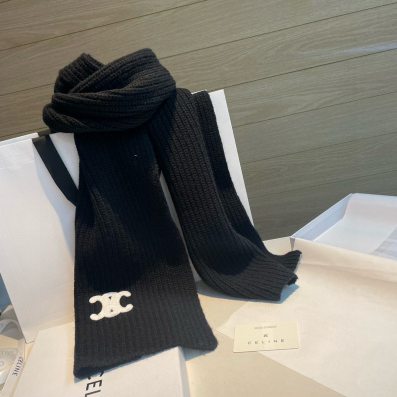CELINE· 賽琳經典羊絨圍巾 來個硬貨.麻溜的安排上.純正出口 原訂單已經交