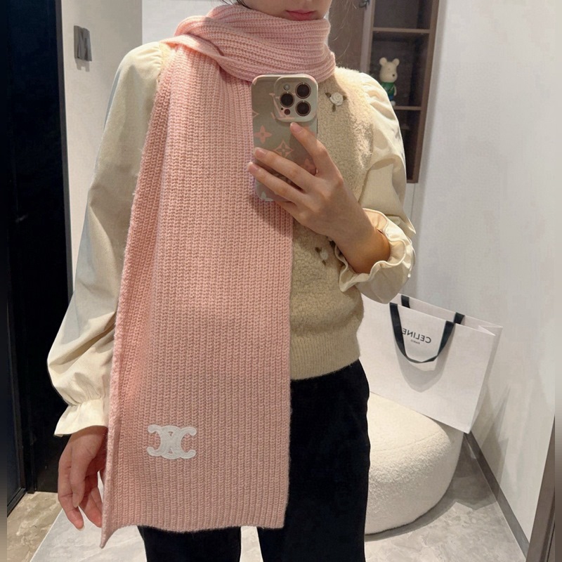 CELINE· 賽琳經典羊絨圍巾 來個硬貨.麻溜的安排上.純正出口 原訂單已經交
